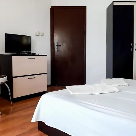 House Rezvaya With For Rent Гостевой дом 3*