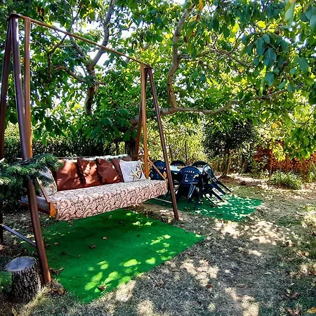 House Rezvaya With For Rent Резово