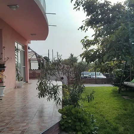 Гостевой дом House Rezvaya With For Rent Резово
