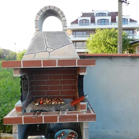 Гостевой дом House Rezvaya With For Rent 3*