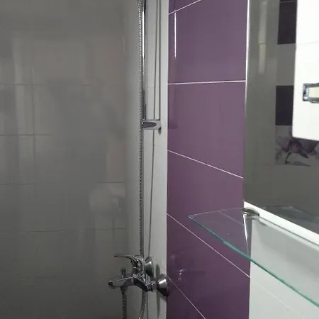 House Rezvaya With For Rent Гостевой дом Резово